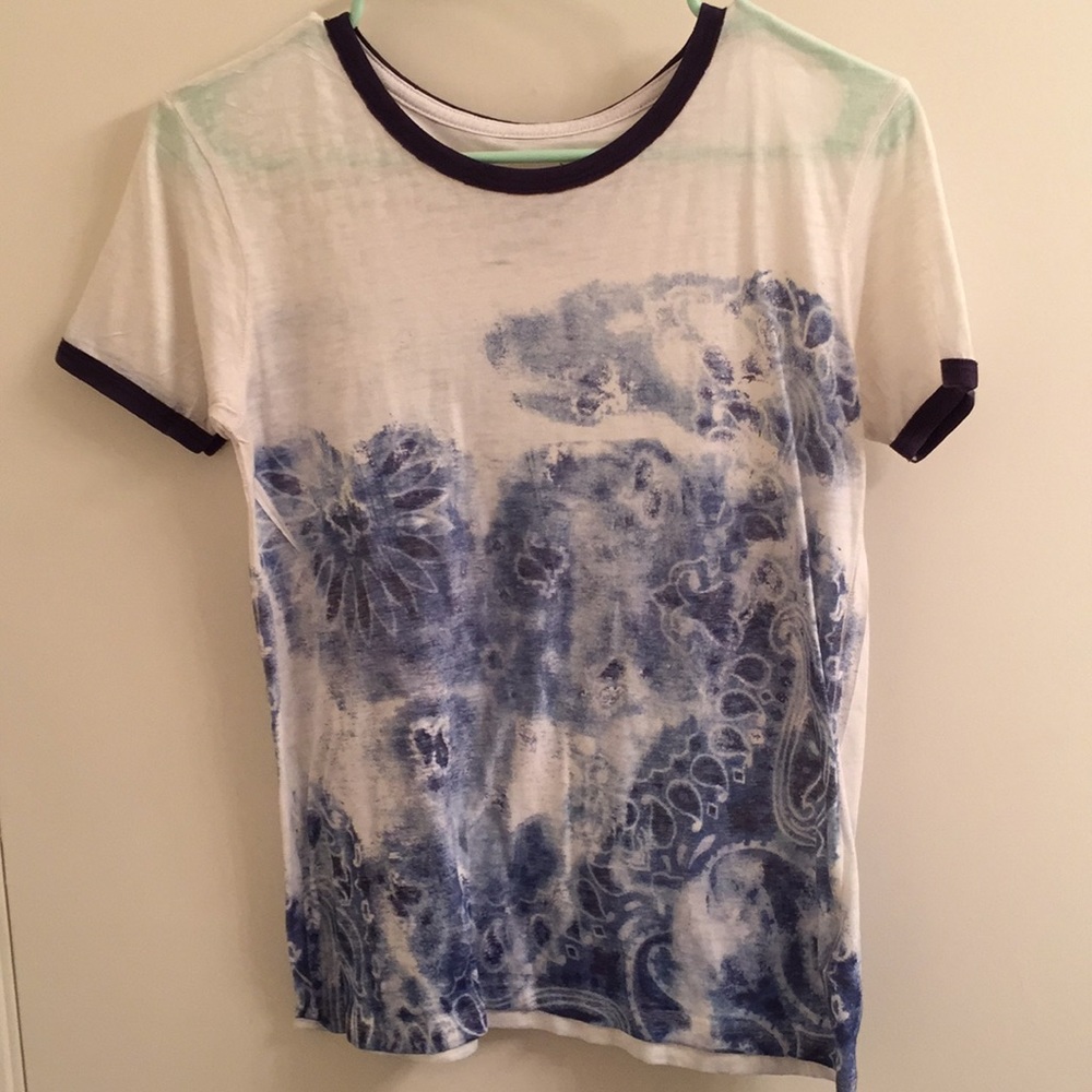 FREE PEOPLE NWOT T SHIRT. Never before worn!!